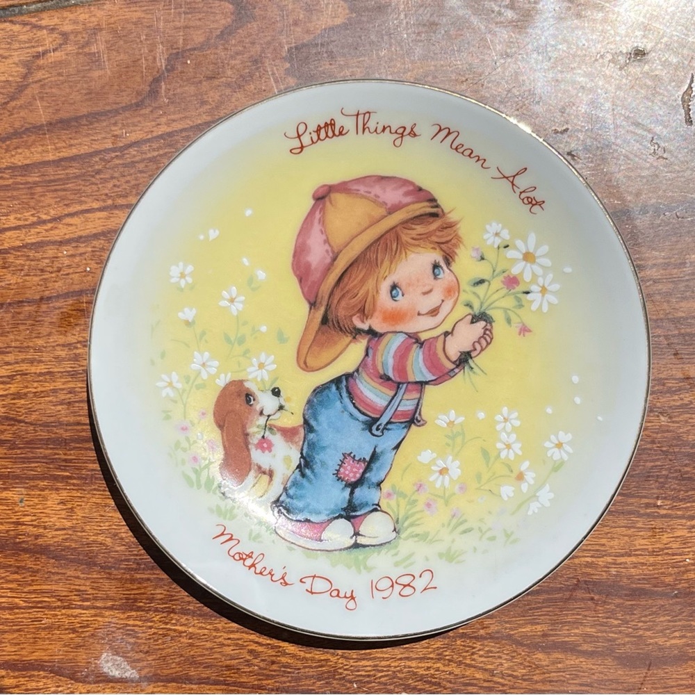 Avon Mother’s Day plate